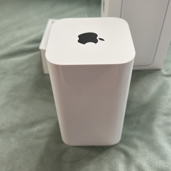 Apple AirPort Extreme - Picture 2 of 5